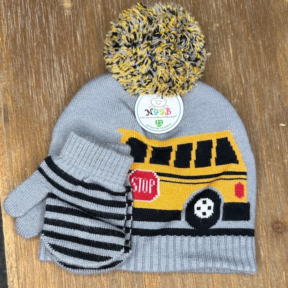 NYGB Not Your Grandma’s Blanket Hat & Gloves Mittens 12-24mos School Bus NWT